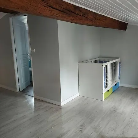 Maisonnette Nyaraló Saintes