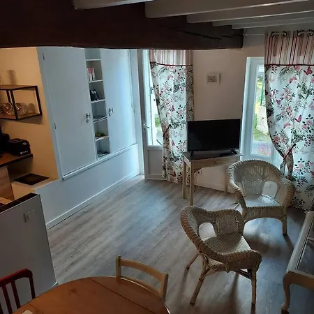 Maisonnette * Saintes